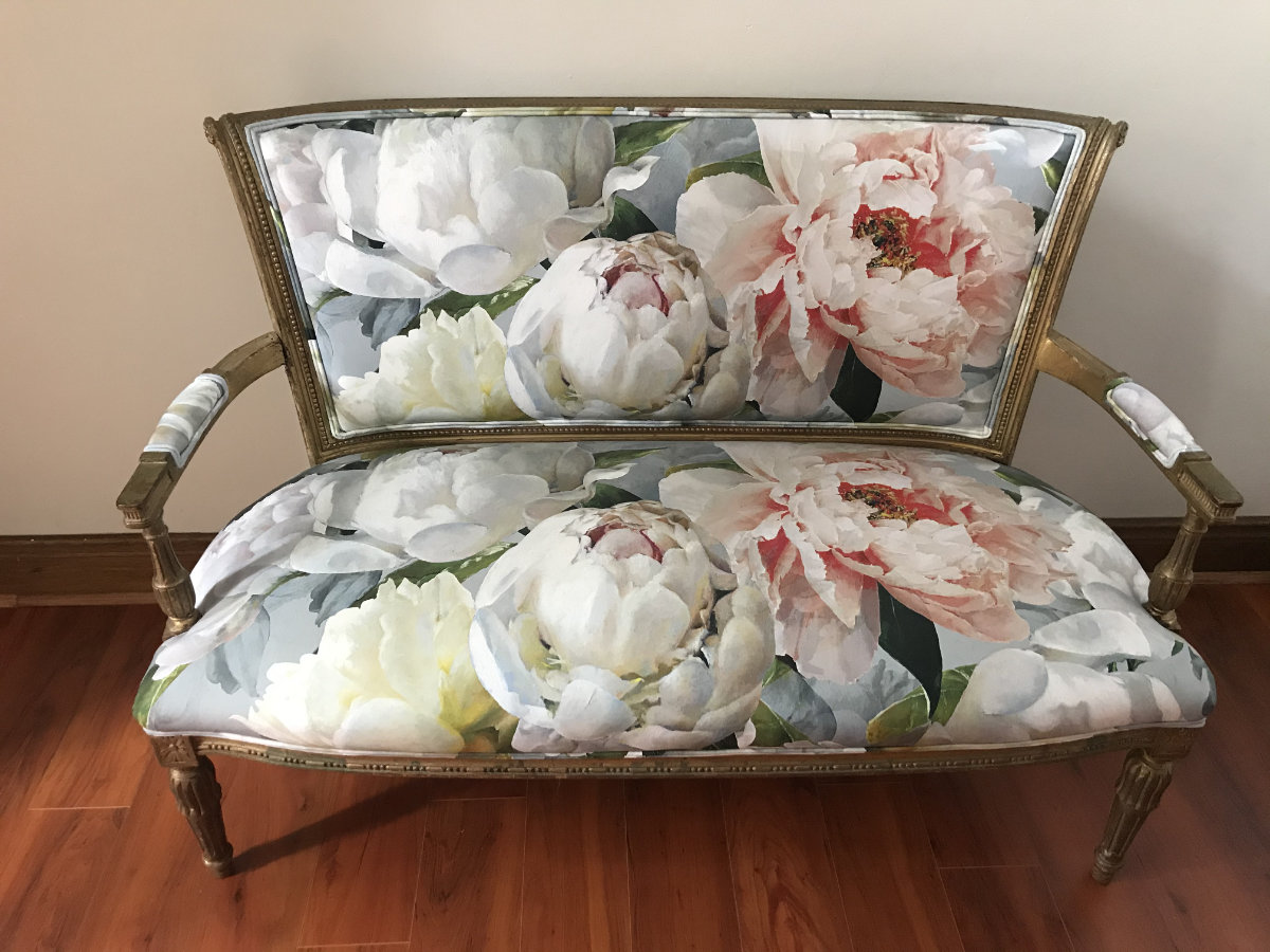 Couch with flowers